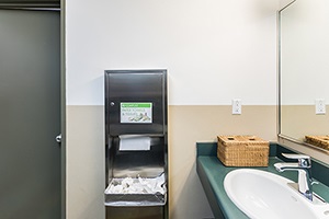 Labeled paper towel dispenser at Etz Chayim